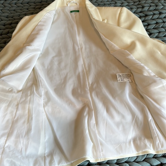 United Colors of Benetton | Off-White Suit Jacket / Blazer - Picture 4 of 7